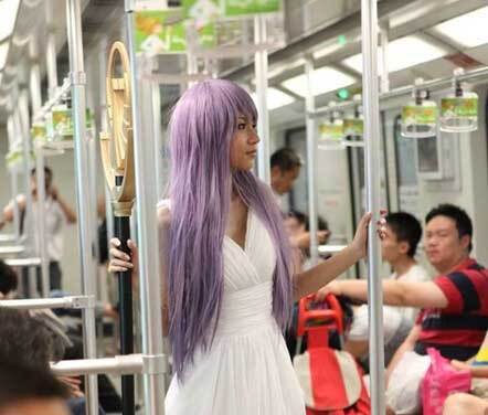穿越女 包养证 雅典娜 上海地铁站 