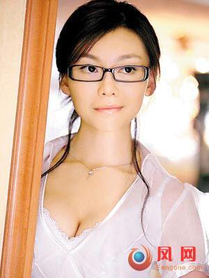 爆乳 女星 诱惑 胸器 上位