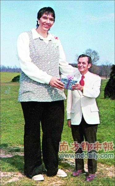 世界最丑女人 世界最高女人 世界最胖女人 世界最矮女人