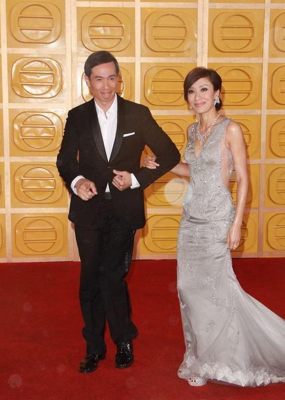 女星 tvb 雷人 造型 汪明荃 颁奖
