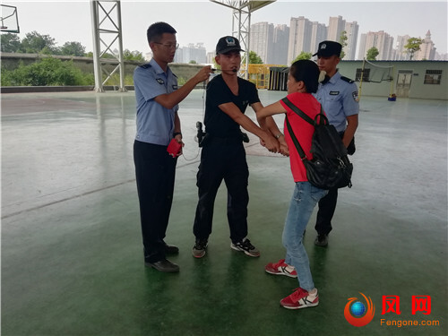 今日女报/凤网宝贝体验营 湖南警察学院