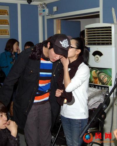 刘璇结婚 刘璇男友 王弢 恋爱史 王弢是谁